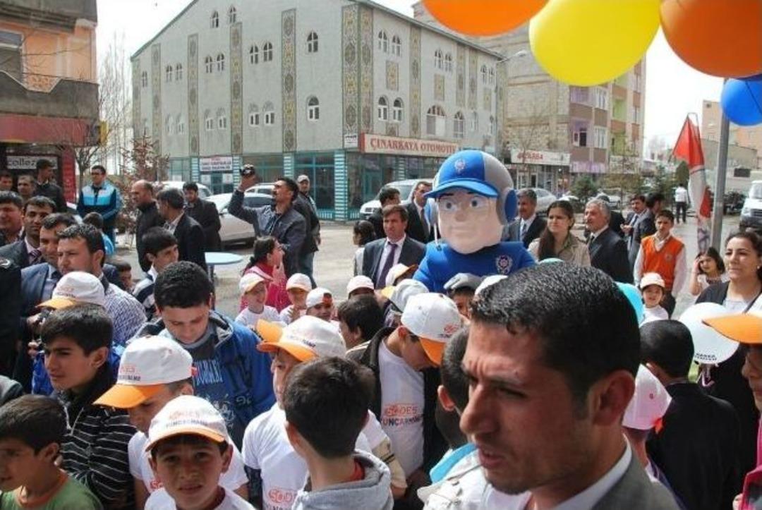 Patnos&rsquo;ta &lsquo;oyuncakhane&rsquo; A&ccedil;ılışı