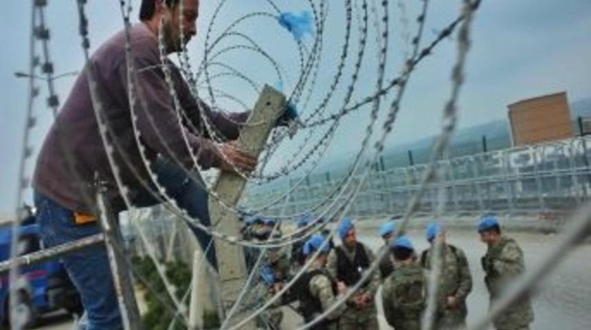 Silivri'de Tel &Ouml;rg&uuml;ler Onarılıyor