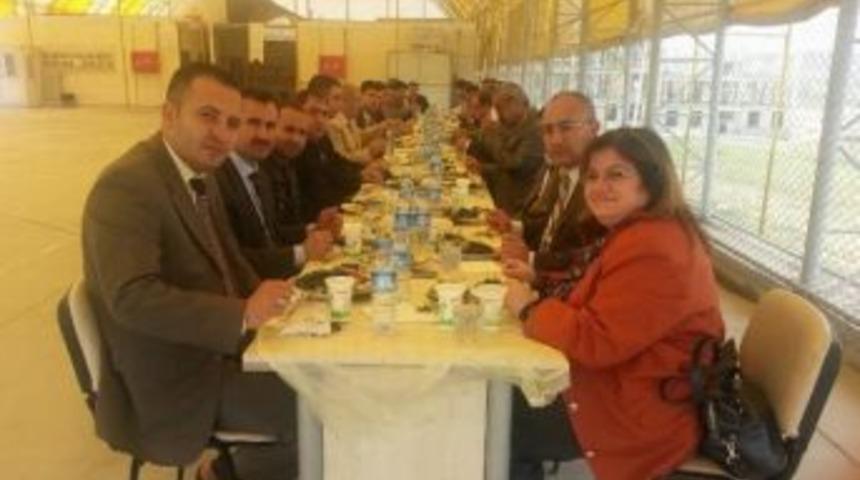 Vali Yardımcısı Duman Gençlik Merkezi'ni İnceledi