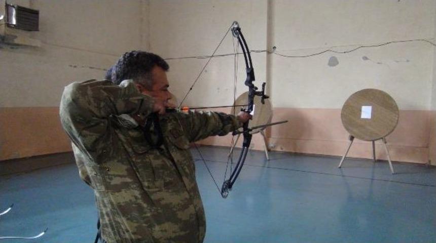 Şemdinli&rsquo;de Ok&ccedil;uluk Kursu A&ccedil;ıldı