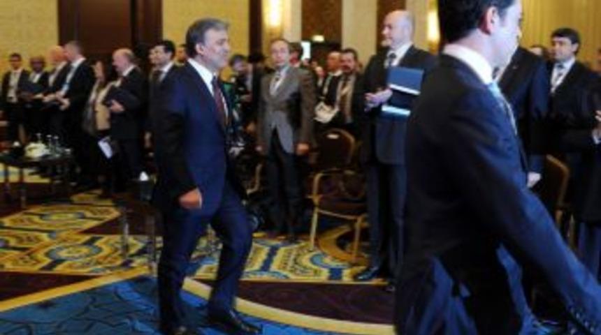 Cumhurbaşkanı G&uuml;l: Irk&ccedil;ılık Ve Ayrımcılık Demokrasinin D&uuml;şmanlarıdır