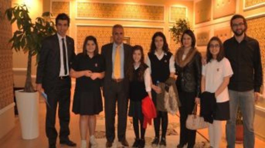 Ted Karab&uuml;k Koleji Doğa Kul&uuml;b&uuml; &Ouml;ğrencilerinden Rekt&ouml;re Ziyaret