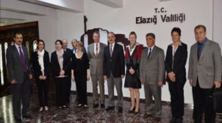 Alman Eğitimciler Vali Erol'u Ziyaret Etti