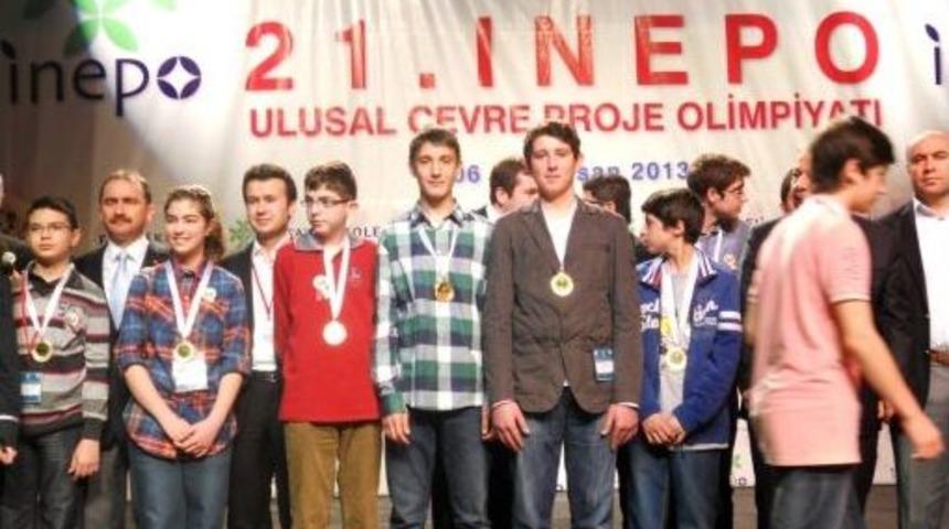 Atıklardan Yalıtım Malzemesi Yapan &Ouml;ğrenciler, T&uuml;rkiye Birincisi Oldu