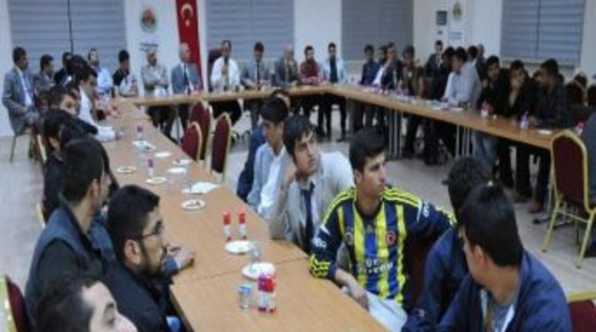 Ak Parti Karak&ouml;pr&uuml; Teşkilatı Toplandı