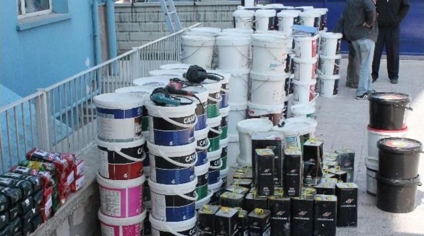 &Ccedil;aldıkları Malları Su Kanalında Saklamışlar