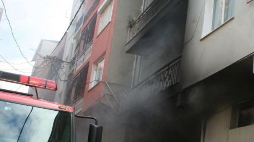 Mahalleyi Saran Dumanlar B&uuml;y&uuml;k Korkuya Sebep Oldu