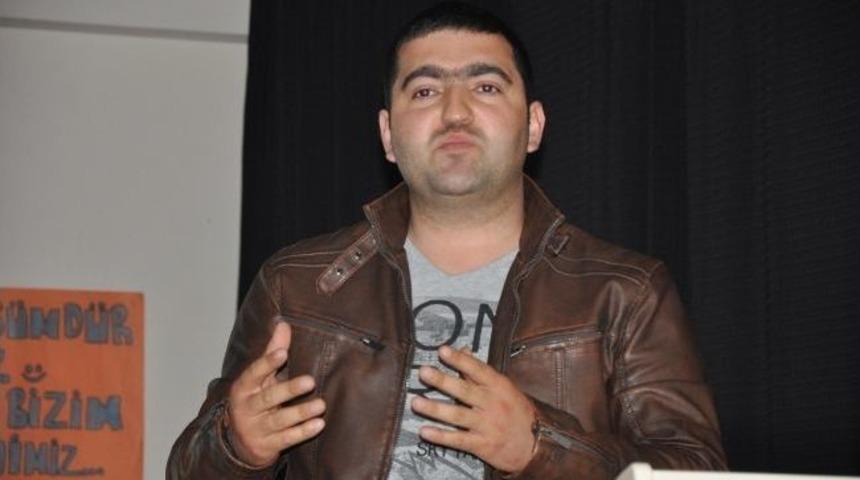 Bir Cep Telefonu Yarı Olimpik Havuz B&uuml;y&uuml;kl&uuml;ğ&uuml;ndeki Su K&uuml;tlesini Kirletiyor