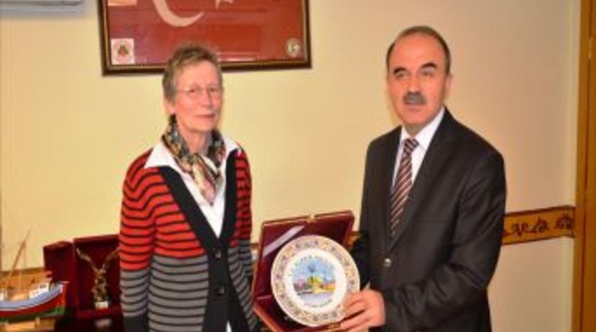 Alman Eğitimcilerden Vali Erol&rsquo;a Ziyaret