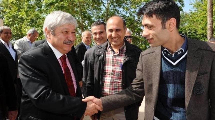 Akaydın, G&uuml;ll&uuml;k Ve Konyaaltı Caddeleri Esnafı İle Bir Araya Geldi