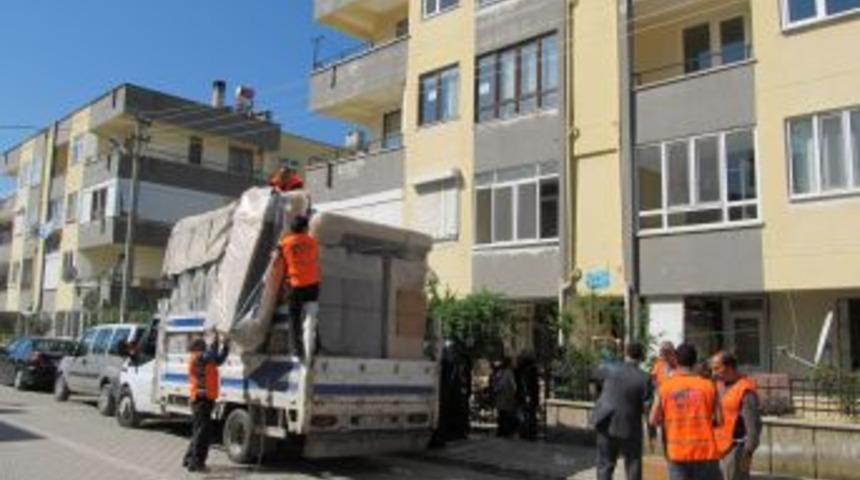 Kimse Yok Mu, Edremit&rsquo;teki Sel Mağdurlarına Yardım Eli Uzattı