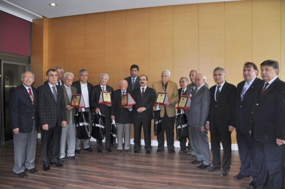 Efsanelere Saygı Etkinliği