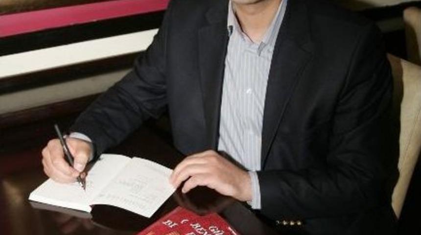 G&uuml;neş Benim İ&ccedil;in Doğar Kitabı Raflardaki Yerini Aldı