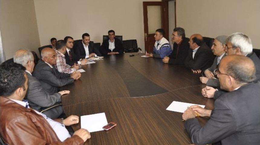 Ak Parti Engellileri Yeni Anayasa &Ccedil;alışmalarına Dahil Etti