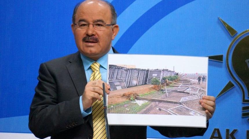 H&uuml;seyin &Ccedil;elik, Silivri'den Fotoğraflarla CHP'ye Tepki G&ouml;sterdi