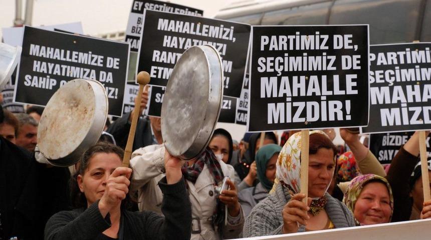 Kentsel D&ouml;n&uuml;ş&uuml;me Tencereli, Tavalı Protesto
