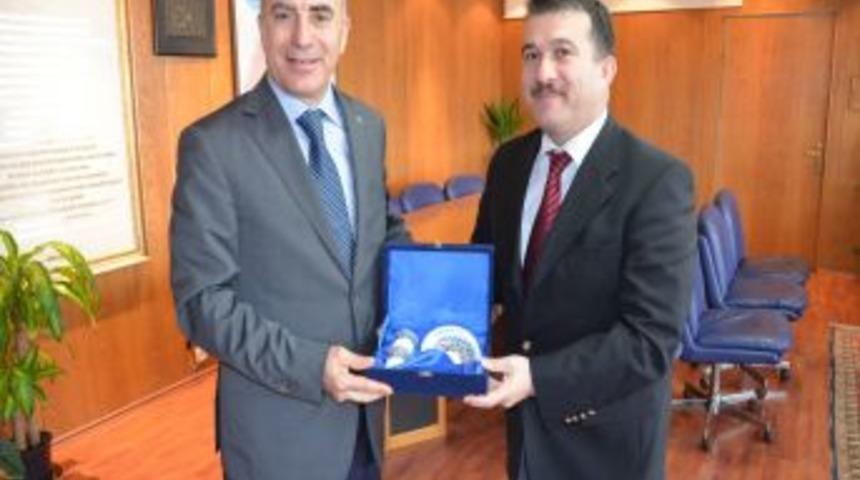 Erkul Eğitim Kurumları'ndan Emniyet M&uuml;d&uuml;r&uuml; &Ccedil;elik'e Ziyaret