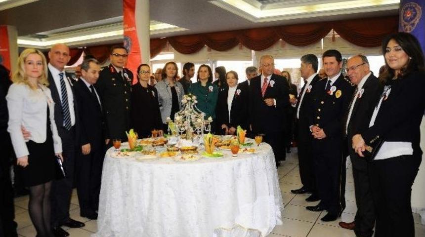 Manisa Emniyeti'nden Polis Haftası Kokteyli