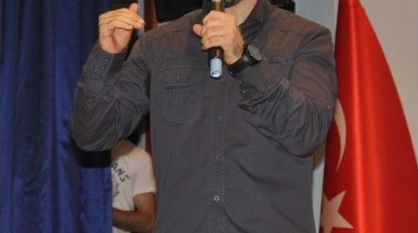 Yazar-şair Kahraman Tazeoğlu Ağrı&rsquo;da &Ouml;ğrencilerle Buluştu