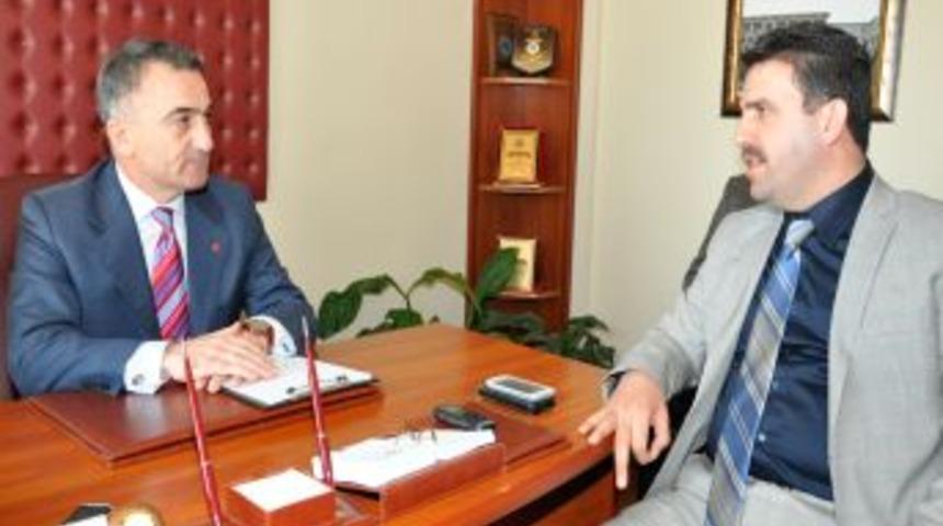 AK Parti Y&ouml;netiminden Eski Başkan Sesli&rsquo;ye Nezaket Ziyareti