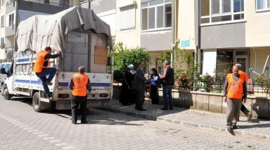 Selzedelere &lsquo;kimse Yokmu&rsquo; Yardımı