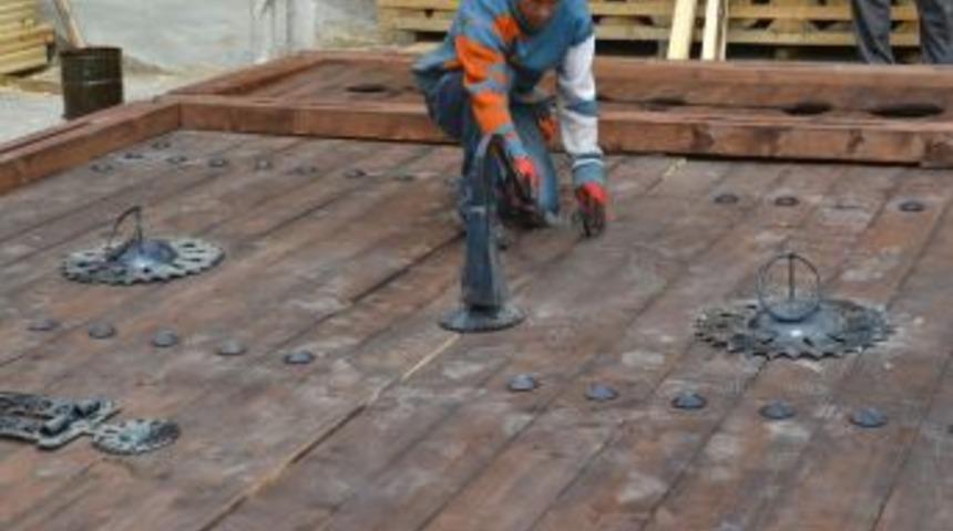 İskilip'e 7 Metre Y&uuml;ksekliğinde, 5 Metre Genişliğinde Kapı Kuruluyor