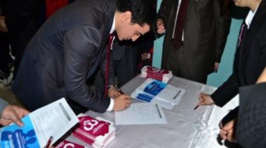 Kaymakam G&ouml;n&uuml;l El&ccedil;isi Oldu