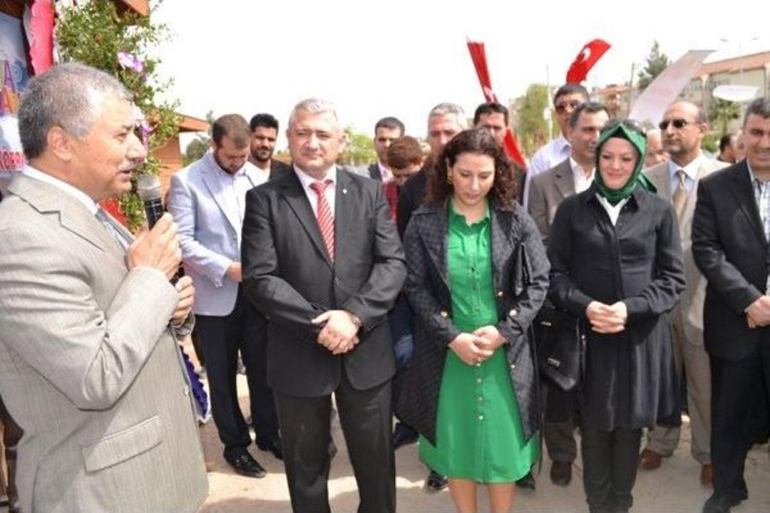 Birecik&rsquo;te 2. Kitap Fuarı A&ccedil;ıldı