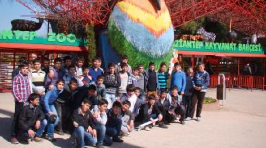 Adıyamanlı Gen&ccedil;ler Şehri Ve &Ccedil;evre Illeri Geziyor