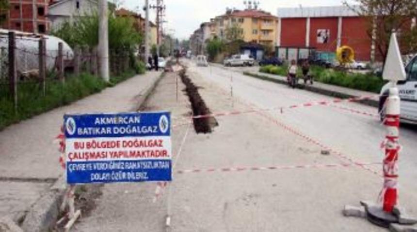 Cumhuriyet Mahallesi&rsquo;nde Doğalgaz &Ccedil;alışması