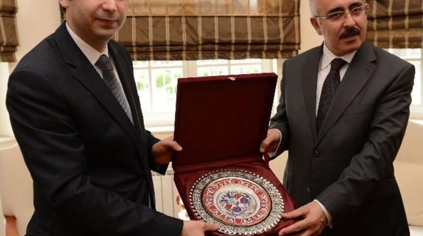 Edirne Valisi Duruer Bulgaristan&rsquo;ın Burgaz Kentinde Resmi Temaslarda Bulundu