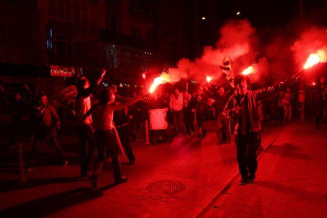 Uşak'ta Yarı Final Coşkusu