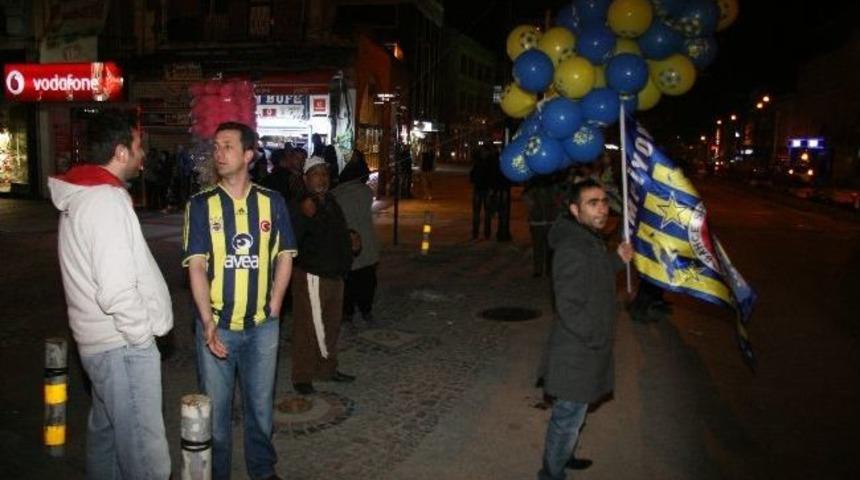 Edirne&rsquo;de Fenerbah&ccedil;e Coşkusu