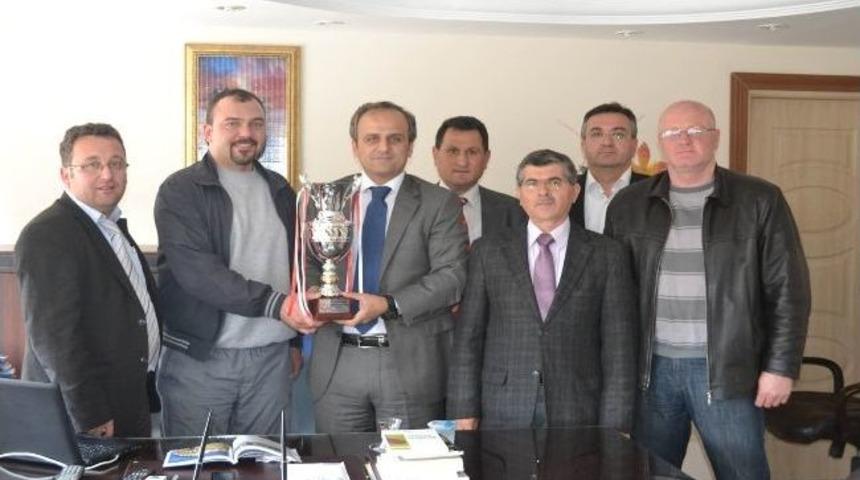 Kula Belediyespor&rsquo;dan Kaymakam Cıbır'a Ziyaret