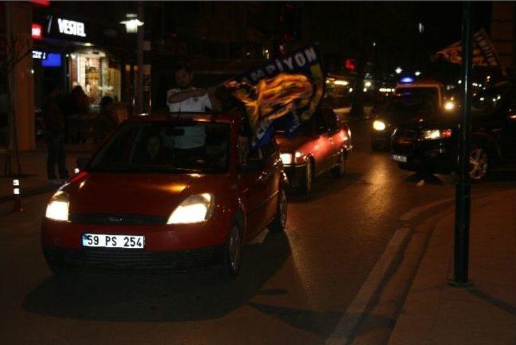 Yarı Final Coşkusu Yolları Kapattırdı G5