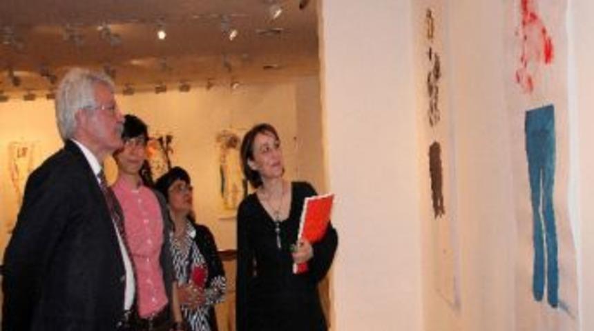 Zamanı Olmayan Elbiseler &Ccedil;sm&rsquo;de