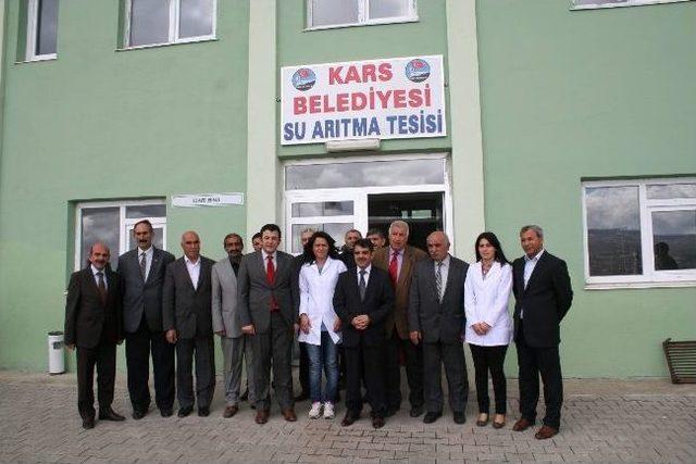 Su Arıtma Tesislerine Kars Belediyesi Tabelası Asıldı