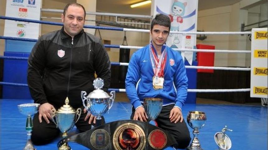 Kepez&rsquo;in Boks&ouml;r&uuml; D&uuml;nyanın Dikkatini &Ccedil;ekiyor