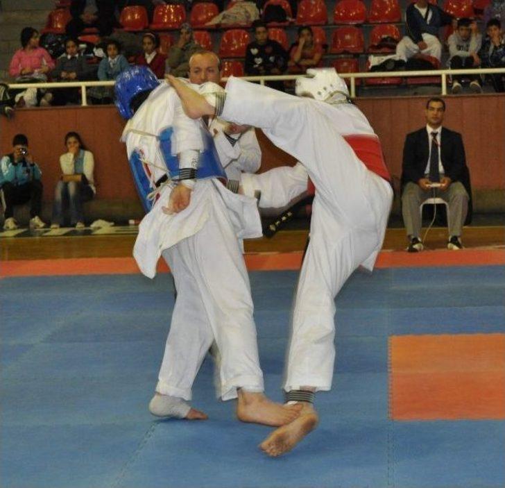 Gaziantep’i Türkiye Şampiyonası’nda Temsil Edecek Tekvandocular Belli Oldu G4