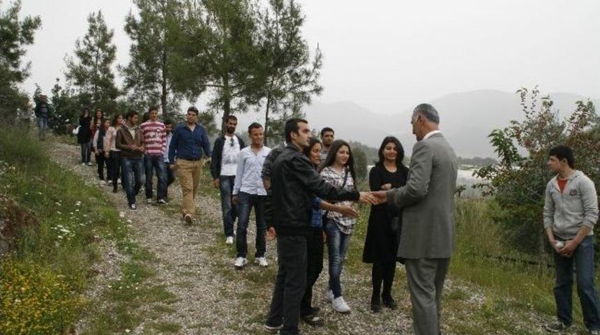 Me&uuml; &Ouml;ğrencileri Bozyazı'da