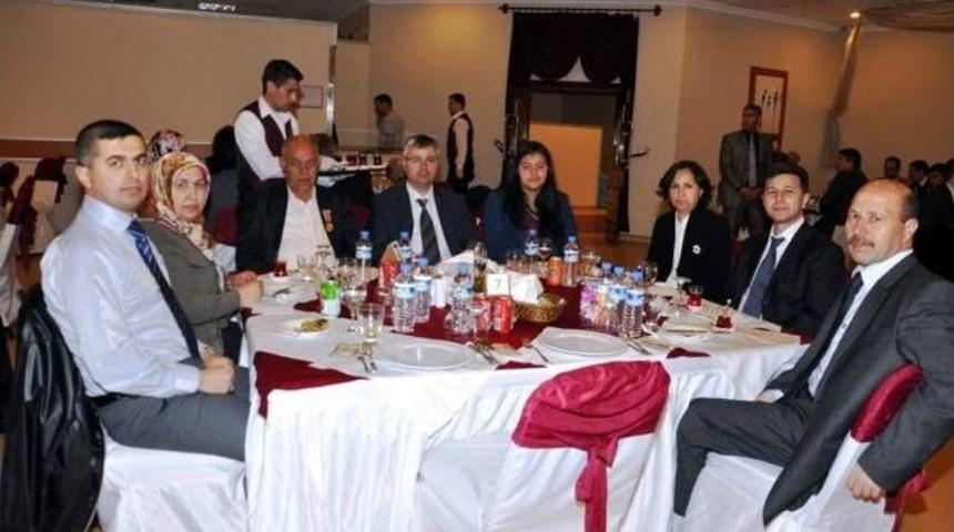 Polis Evinde Ağlatan Yemek