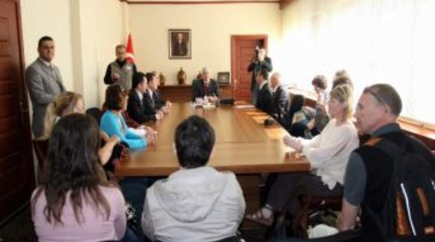 Uşak Milli Eğitim M&uuml;d&uuml;rl&uuml;ğ&uuml;&rsquo;n&uuml;n Yetişkin Eğitim Projesi