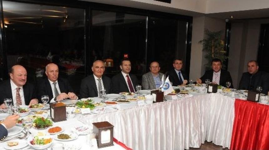 &Uuml;reten Samsun&rsquo;un Yıldızları Yemekte Buluştu