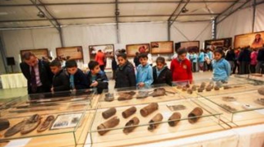 &Ouml;ğrenciler tarihin izlerini &ldquo; &Ccedil;anakkale M&uuml;zesi&rdquo;ile yaşıyor