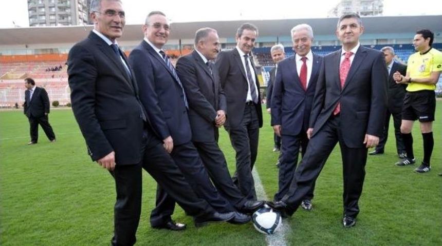 Geleneksel İhsan Eroğul Futbol Turnuvası Başladı