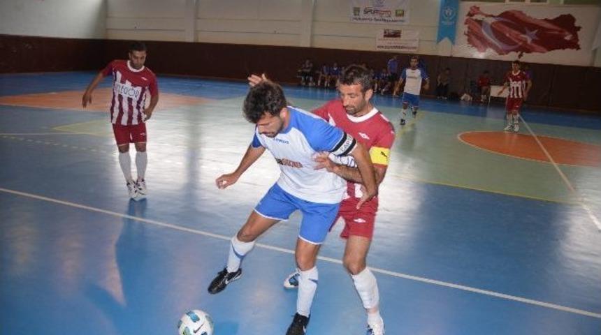 Futsalın Kralı Gakkoşlar