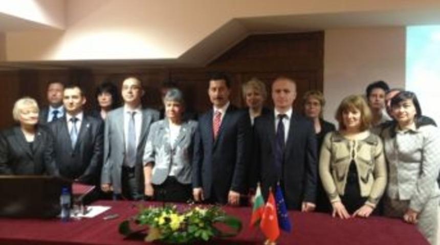 &Ouml;zel Kalem M&uuml;d&uuml;rleri Avrupa&rsquo;ya A&ccedil;ıldı