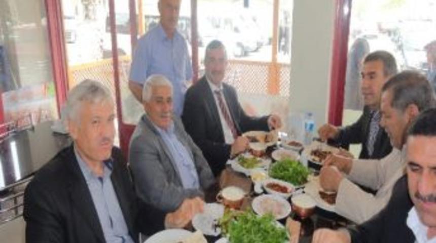 Otogar Yapımına Yemekli Teşekk&uuml;r