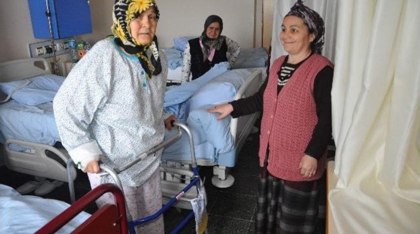 Yaşlı Kadının İlk Adımları