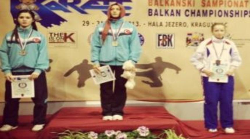 Sırbistan&rsquo;da Ringe Bu Sefer Baş&ouml;rt&uuml;s&uuml;yle &Ccedil;ıktı, Birinci Oldu